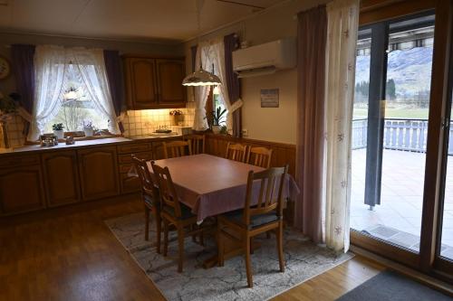 4 bedroom house in beautiful Oldedalen in Briksdalsbre