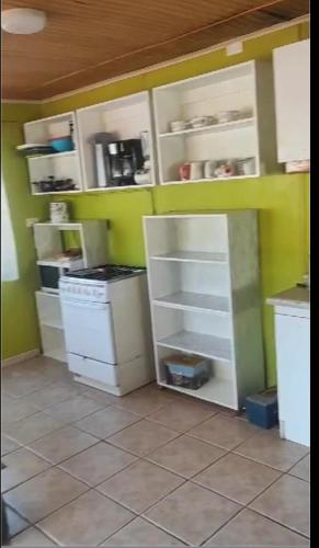 Hermosa casa en Valdivia in Angachilla