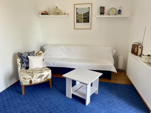 One-Bedroom Apartment with Balcony room in Apartments with parking space Korcula - 24058