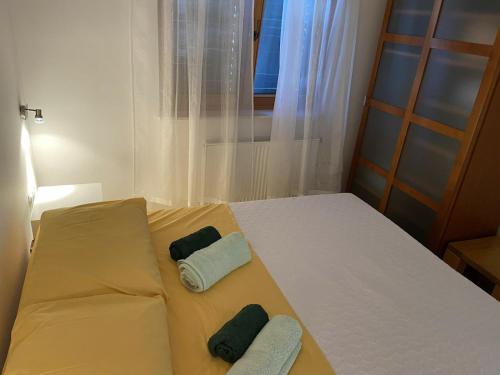 One-Bedroom Apartment with Balcony image 4