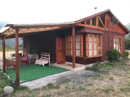 Cabaña La Soledad de Pehuenche Ruta CH115