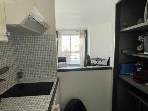 Appartement 2 pièces avec piscine - FR-1-748-30 Appartement 2 pièces avec piscine - FR-1-748-30