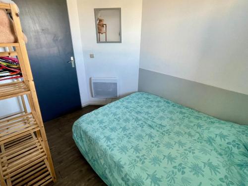 Appartement 2 pièces avec piscine - FR-1-748-30 Appartement 2 pièces avec piscine - FR-1-748-30