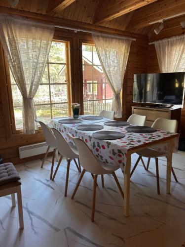 Honeyhill Villa Karhu in Kouvola