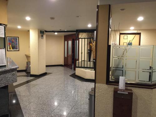 Előcsarnok, Hotel La Luna near Dolores Olmedo Patiño Múzeum