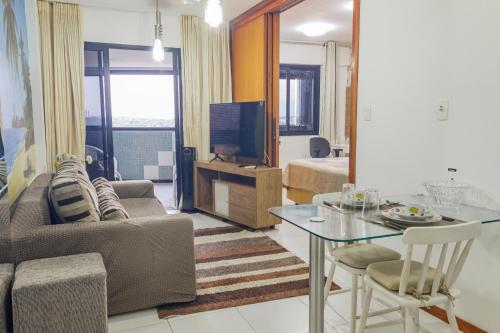 Quarto e Sala para 4 ao lado do Salvador Shopping