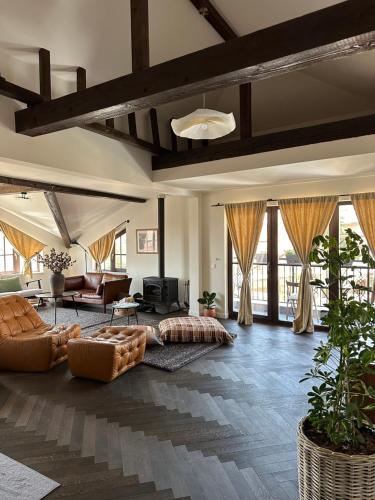 Newly Built Family Villa with a Jacuzzi