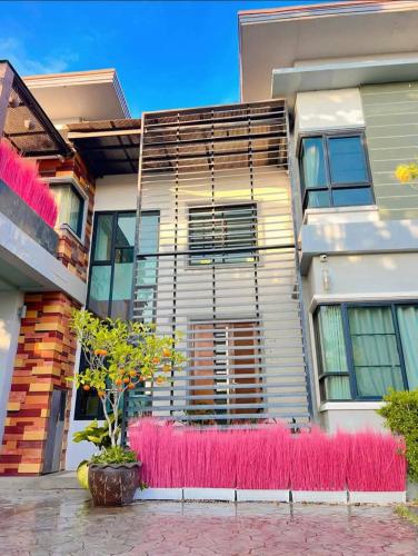 Richly pool villa@Phitsanulok in Samo Khae