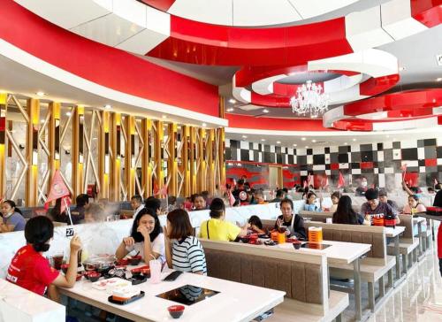 Nearby attraction, Leelawadee Resotel Raminthra 23 near Wat Phrasimahatahd