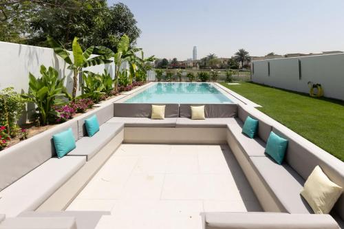 Villa Zalex Springs 14 Luxury Living with Pool