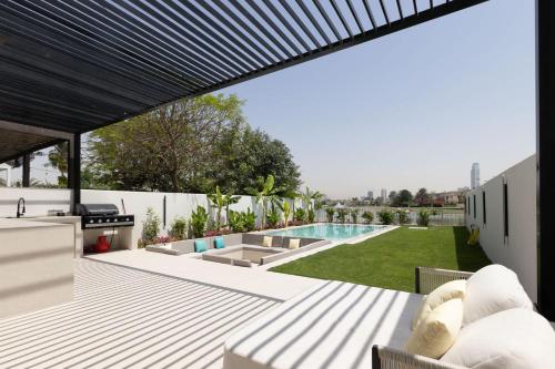 Villa Zalex Springs 14 Luxury Living with Private Pool, Дубай (фото 4)