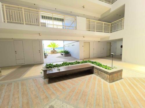 Eagle's Nest Suite with Netflix near Yellowfin Seafood Restaurant