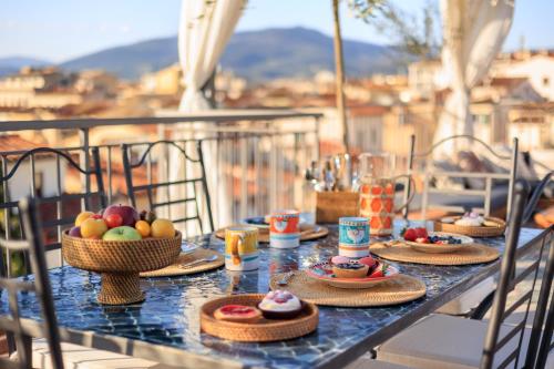 ENCHANTING PENTHOUSE with a breathtaking 360 degrees Panoramic View in the Heart of Florence, Florencie (fotografie 6)