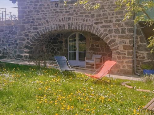 La voûte de Pierre, Gîte indépendant chambre d'hôte Peaugres