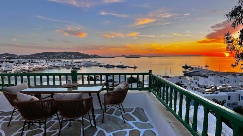 Sunset View garden house of Mykonos