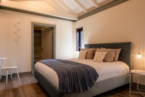 4 bedrooms, 4 beds