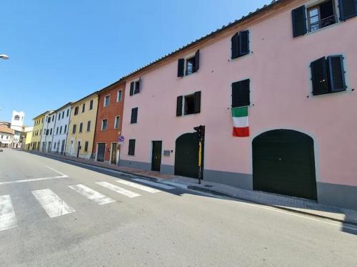 Charming base in Tuscany in Чіестіна Узанез