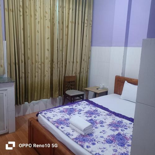 Hotel Phuong Linh 360 pham hung in District 8