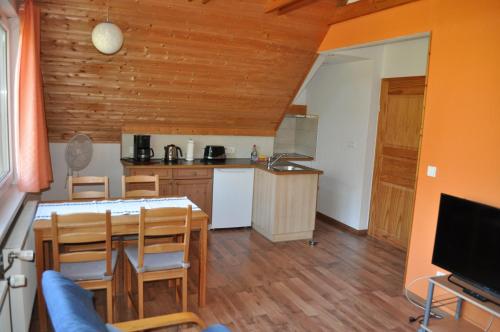 Ferienwohnung-Sunset inmitten der Mecklenburger Seenplatte
