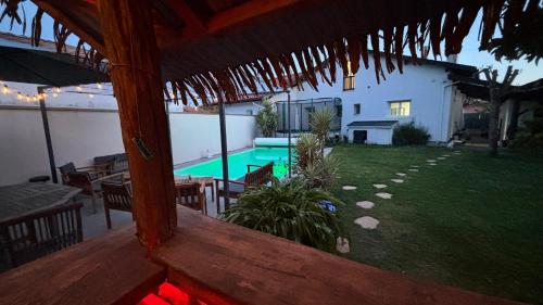 Villa TIKI BAR Piscine chauffée et Jacuzzi 4 chambres gîte à louer Labenne