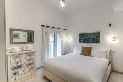 Dante Secret Home, Rom (Foto 3)