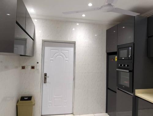 Spacious 3BR Apartment in Adentan with City Views