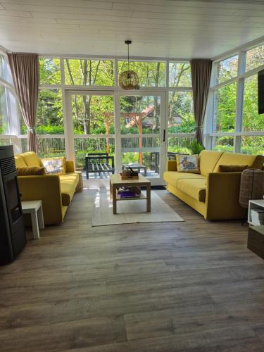 Chalet in Ursel in 克內瑟拉勒