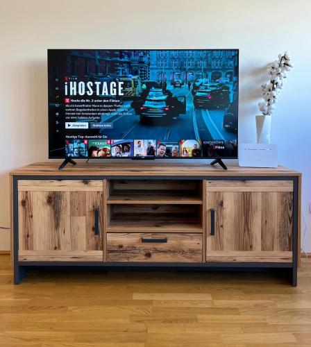Fasiliti, FREE Parking, Luxury Beds, Nespresso, Netflix in Wels