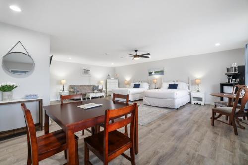 East Shore Lodging - Hotel - Hawley