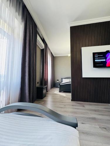 Capital Hotel - image 14