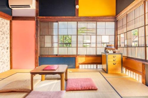 4 futon beds