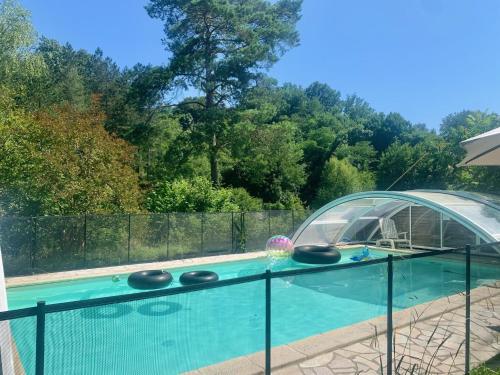 Gîte Vanakam 3 étoiles- jolie maison béarnaise 9 personnes avec piscine gîte à louer Bassercles