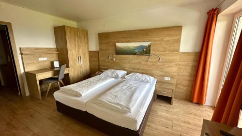 Hotel Schöne Aussicht - image 7