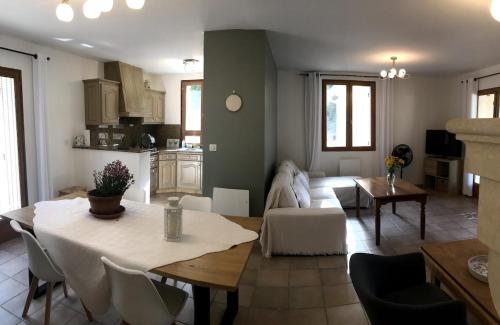 Gîte de la Dame (Gite de la Dame) in Condorcet