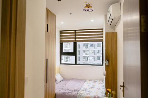 Two-Bedroom Apartment with Pool View image 7