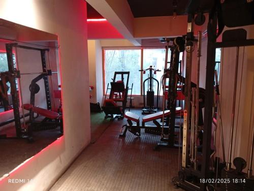 Stylish and Peaceful 102 Entire 2 Airconditioned Bedrooms Attached Bathroom Drawing Dinning TV Lounge Sitting Area Smart Led TV Kitchen MicroWave Refrigerator 24 7 Electricity Hot and Cold Water Surveillance with Guards unmarried couples not allowed - image 14