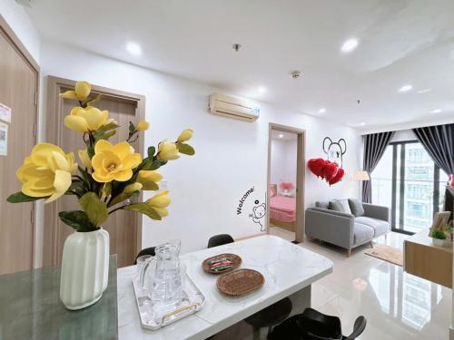 Two-Bedroom Apartment with Balcony image 7