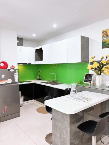 Two-Bedroom Apartment with Balcony image 9