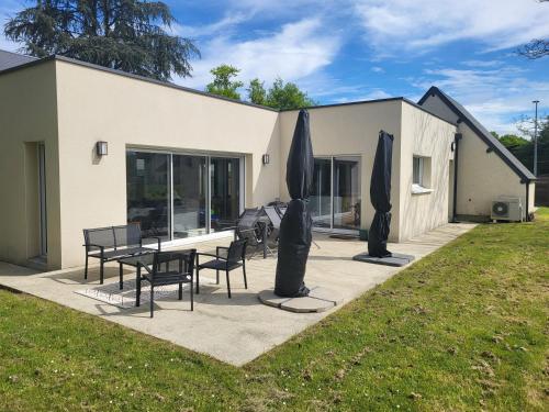 Seadmed, Maison idéale groupe, proche circuit 24h, Le Mans (Maison ideale groupe, proche circuit 24h, Le Mans) in Yvre-l'Eveque