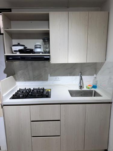 Apartamento laureles estadio 203, Medellín (fotografie 2)