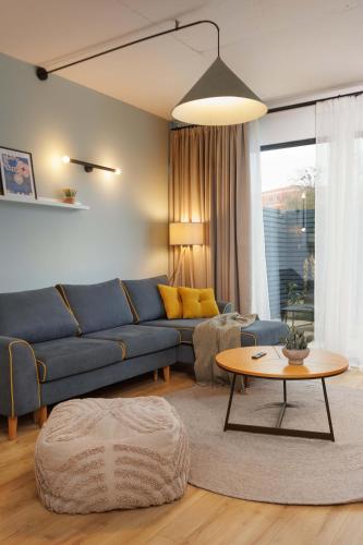 Yellow - 3 Bedroom House with Private Garden, 10 mins driving from Old Town, Брашов