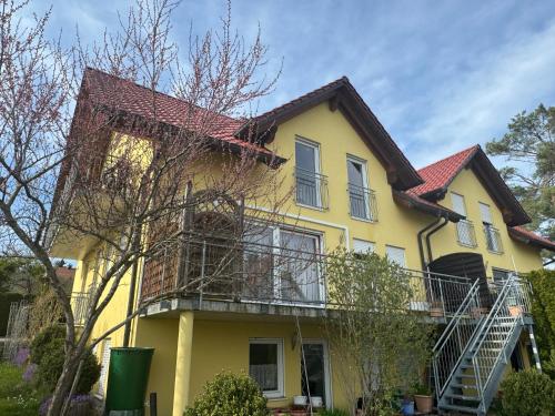 Viesnīcas āriene, 5-Seen-Loft mit 4-6 Schlafplätzen, Ferienwohnung Nähe Ammersee (5-Seen-Loft mit 4-6 Schlafplatzen, Ferienwohnung Nahe Ammersee) in Schöngeising