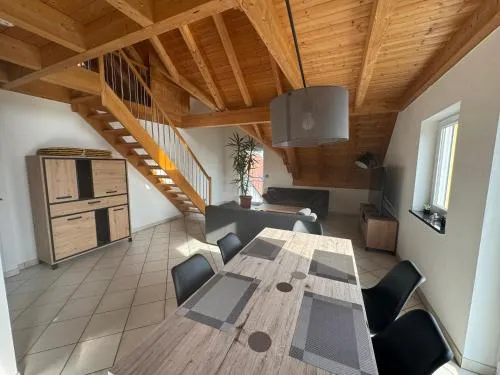 5-Seen-Loft mit 4-6 Schlafplätzen, Ferienwohnung Nähe Ammersee in Kottgeisering, Deutschland