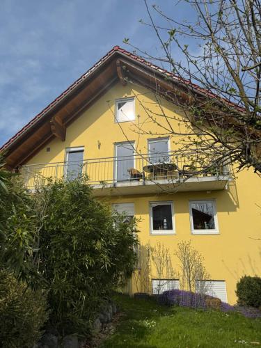 Balkons/terase, 5-Seen-Loft mit 4-6 Schlafplätzen, Ferienwohnung Nähe Ammersee (5-Seen-Loft mit 4-6 Schlafplatzen, Ferienwohnung Nahe Ammersee) in Schöngeising