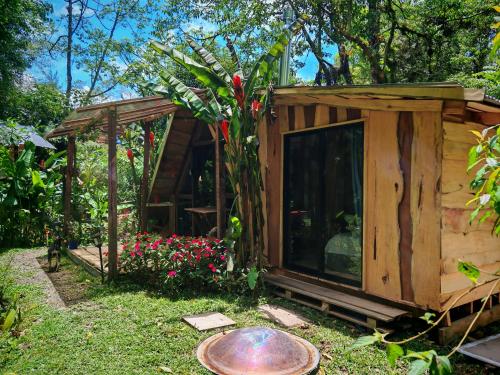 DondeLalo Hospedaje y Camping in Vara Blanca
