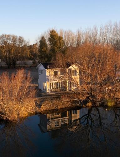 Garden, Nachina in Plottier