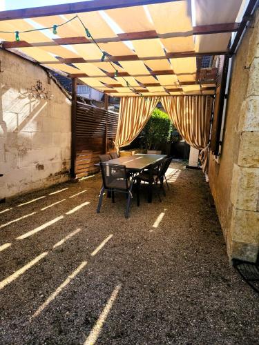 Balkons/terase, TM3L Family home in Bruere-Allichamps
