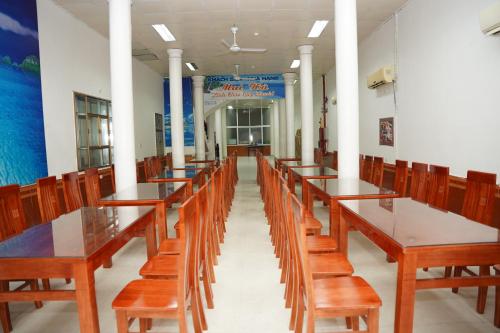ห้องอาหาร, Khách Sạn Mai Hà Sầm Sơn (Khach San Mai Ha Sam Son) in ธัญ ฮวา / ซัม ซอน บีช