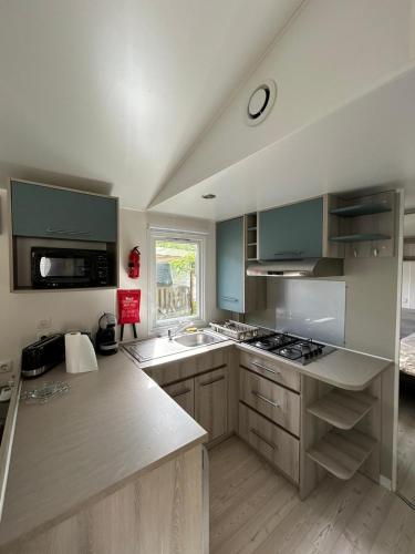 Mobil Home 6-8p 3ch 2sb Clim in แซโญส