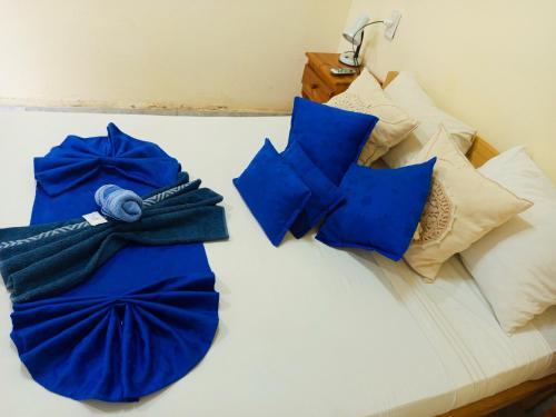Economy Double Room image 4